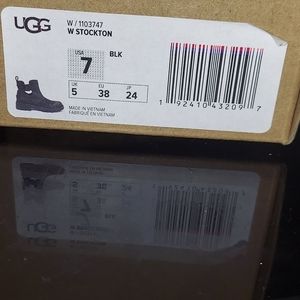 BRAND NEW UGGS BOOTS